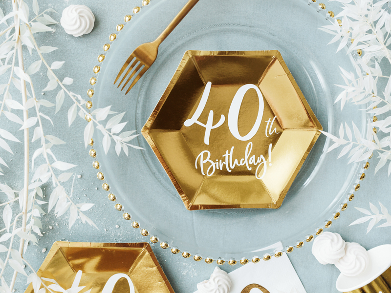 Talerzyki 40th Birthday, złoty, 20cm (1 op. / 6 szt.) - obrazek 2