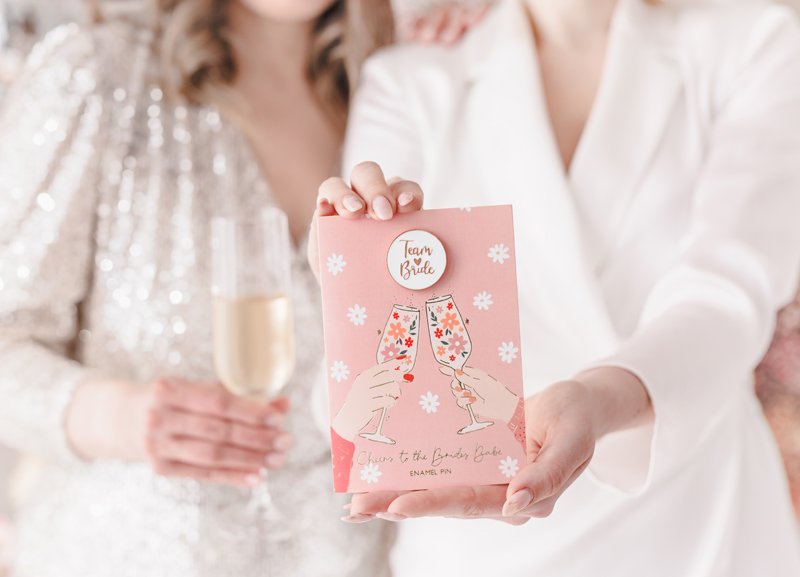 Kartka z pinem Bride Team, 10.5x15 cm - obrazek 3