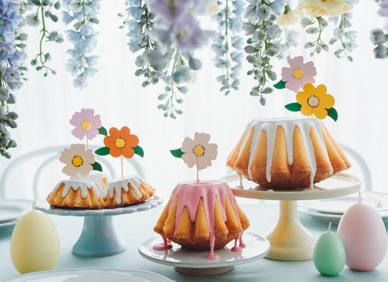 Toppery na tort Kwiaty, mix, 13 cm (1 op. / 8 szt.) - obrazek 2