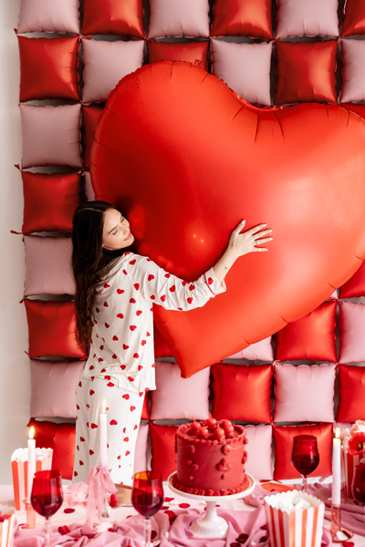 Balon foliowy Serce XXL, 136x129 cm, czerwony - obrazek 3