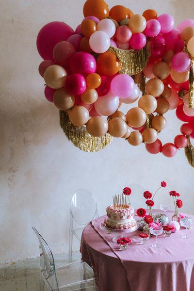 Balony z łącznikiem, 33 cm, jasny różowy (1 op. / 20 szt.) - obrazek 5