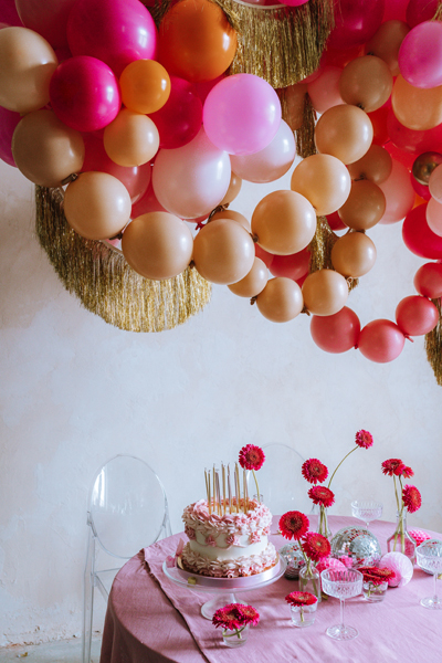 Balony z łącznikiem, 33 cm, jasny różowy (1 op. / 20 szt.) - obrazek 4